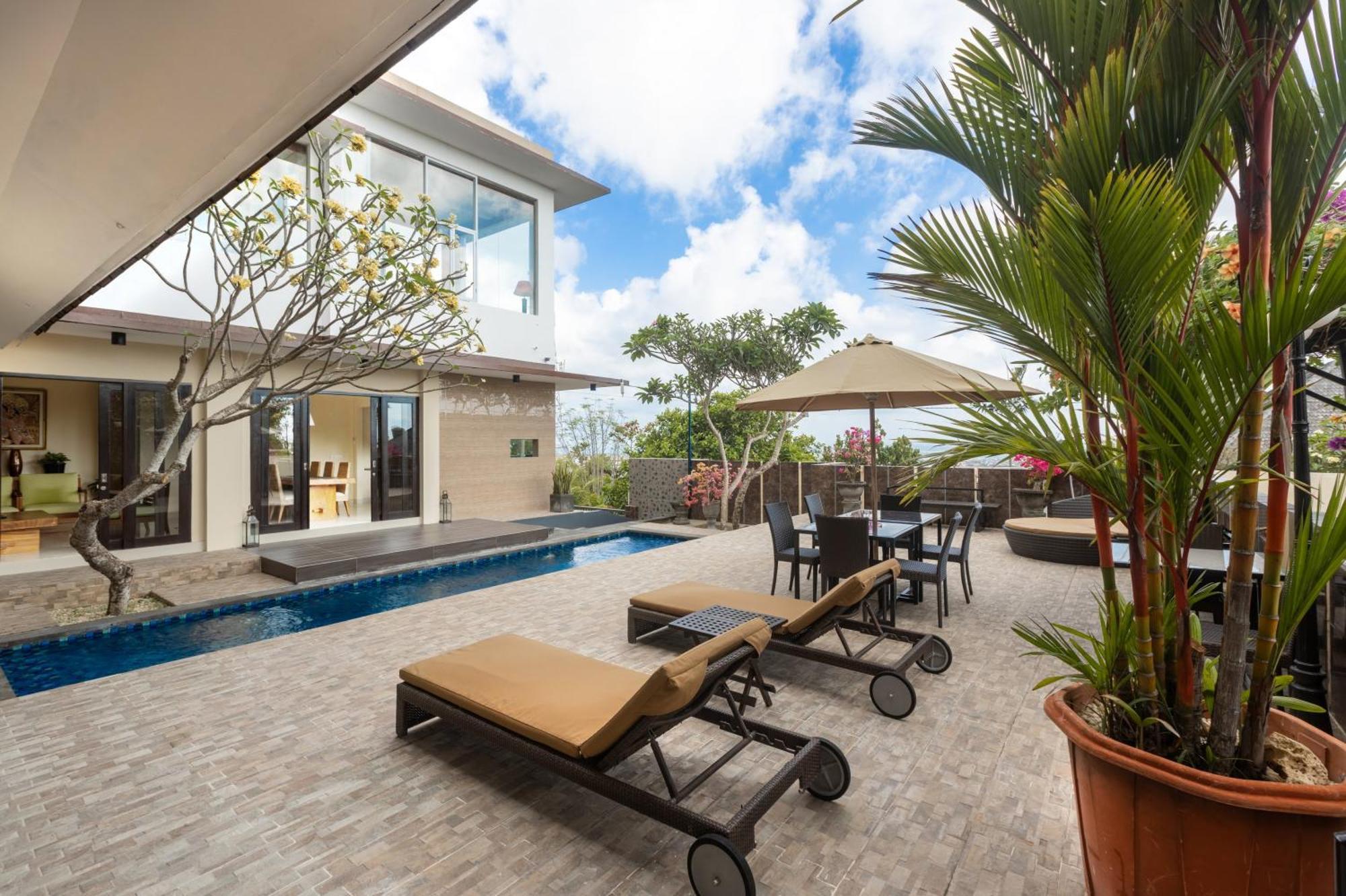 Villa Mayasari 6 Bed Rooms 努沙杜瓦 外观 照片